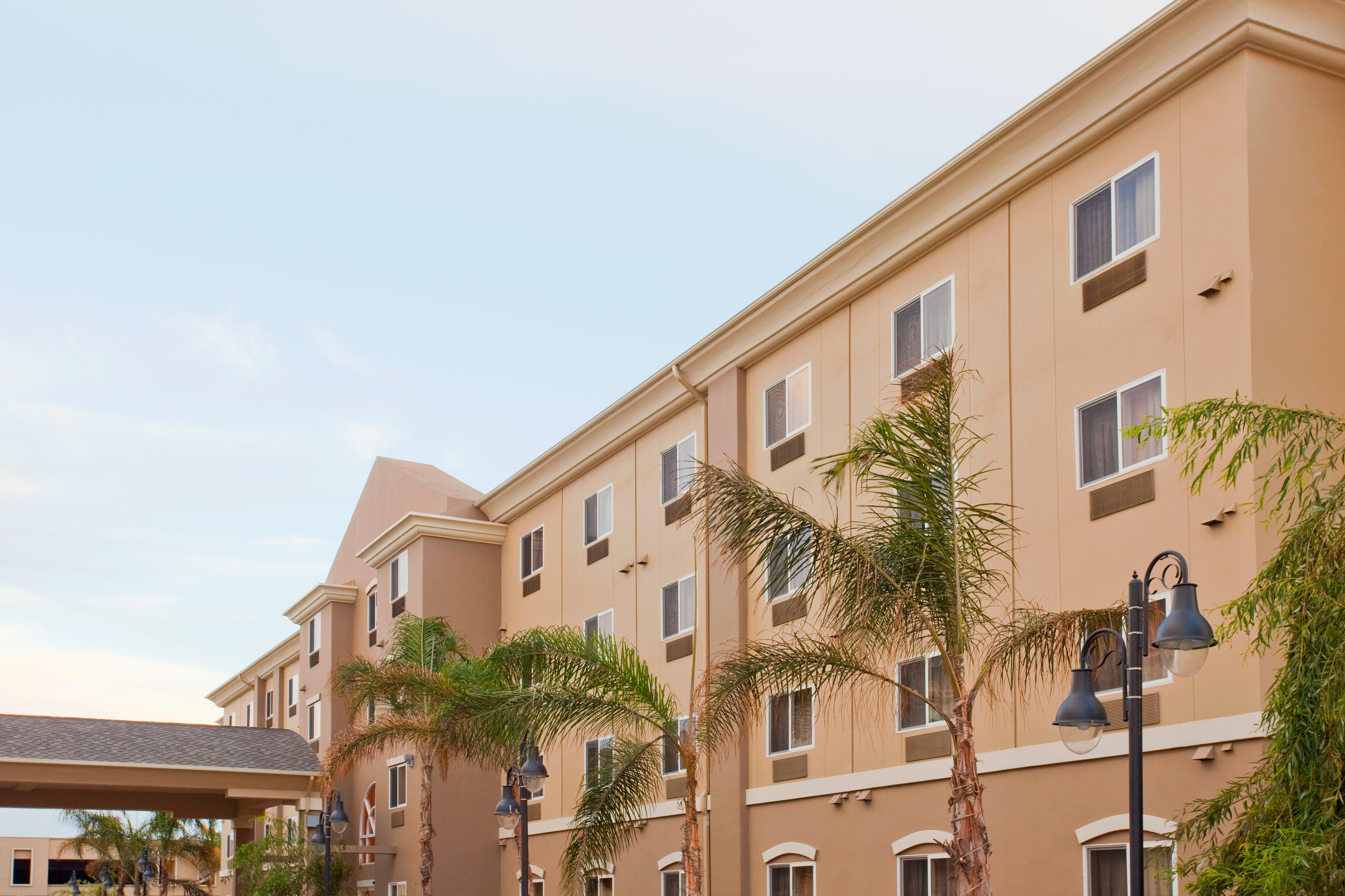 Holiday Inn Express Hotel & Suites Los Angeles Airport Hawthorne By Ihg Zewnętrze zdjęcie